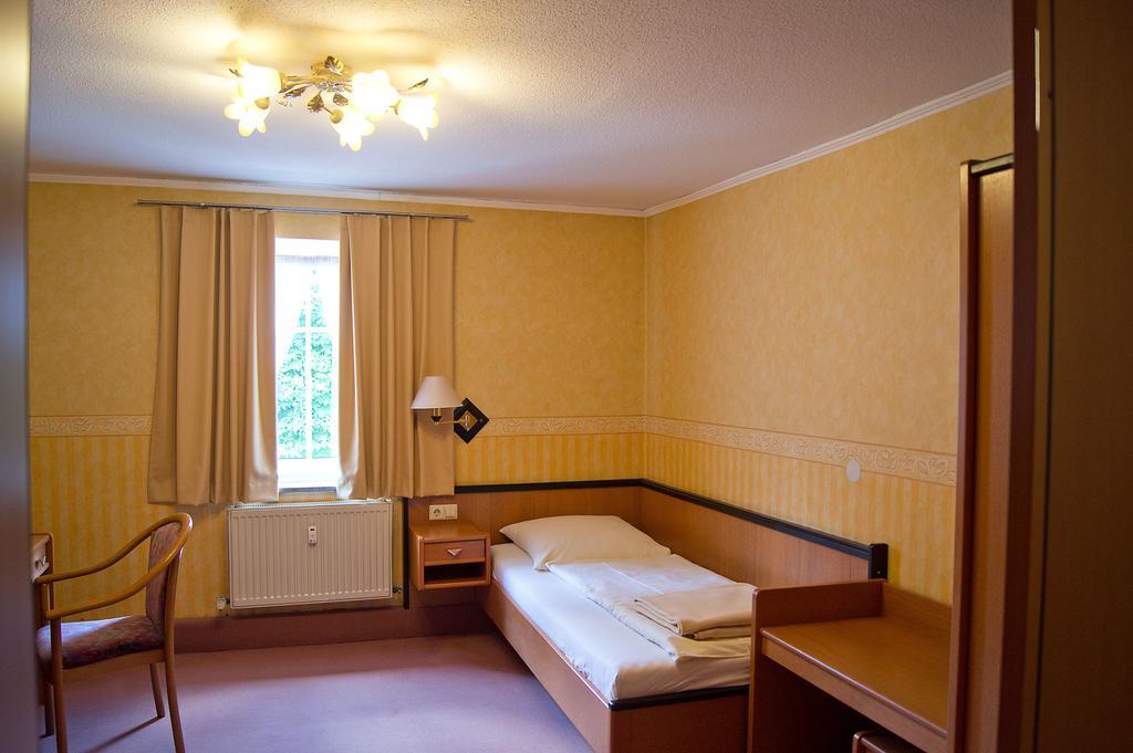 Hotel Garni Promenade Weißenhorn Kültér fotó